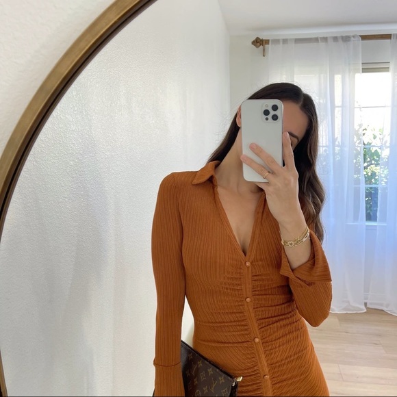 Too Hot To Handle Open Back Dress - Picture 2 of 8